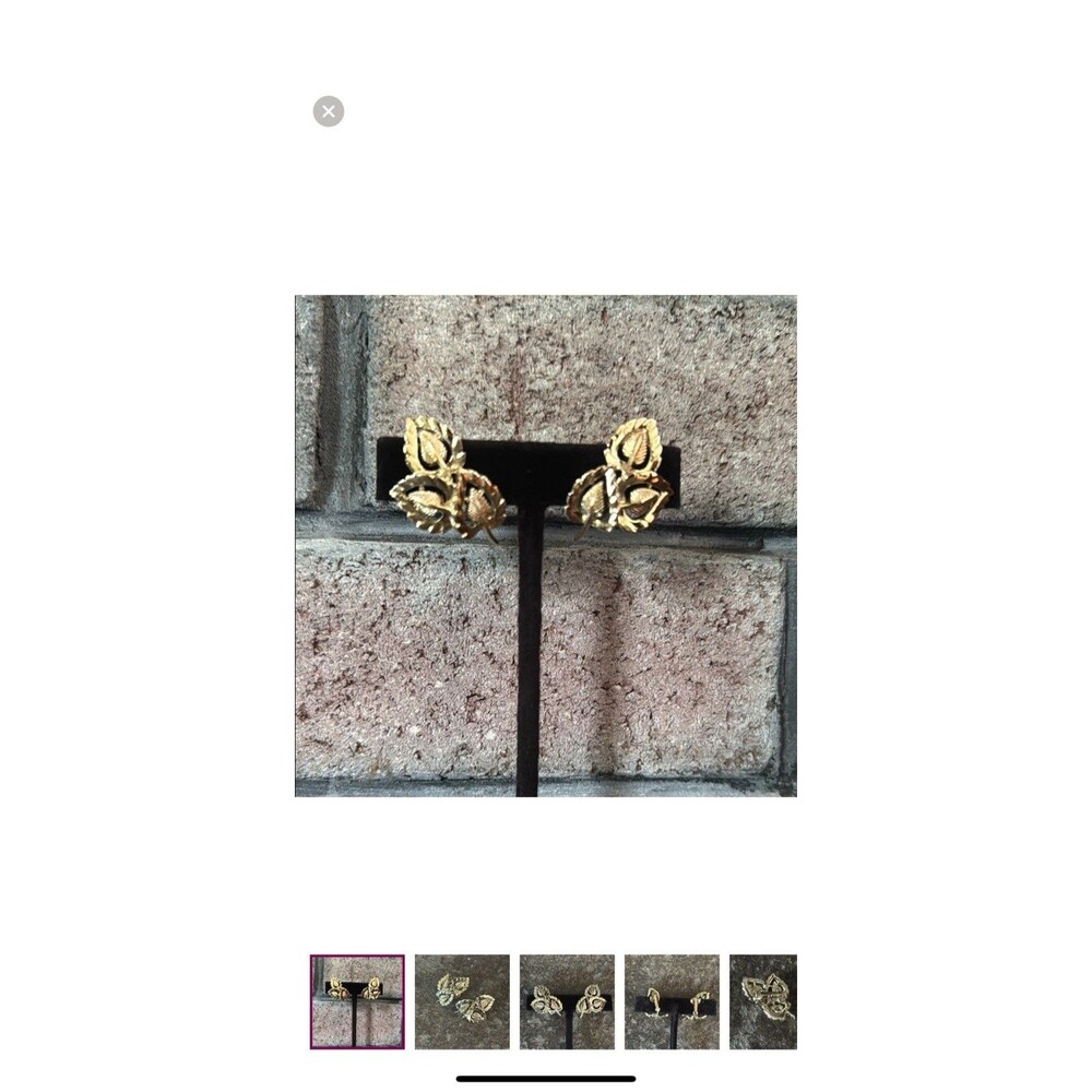 Vintage Coro 1960s Gold Tone Leaf Clip On Earrings Signed